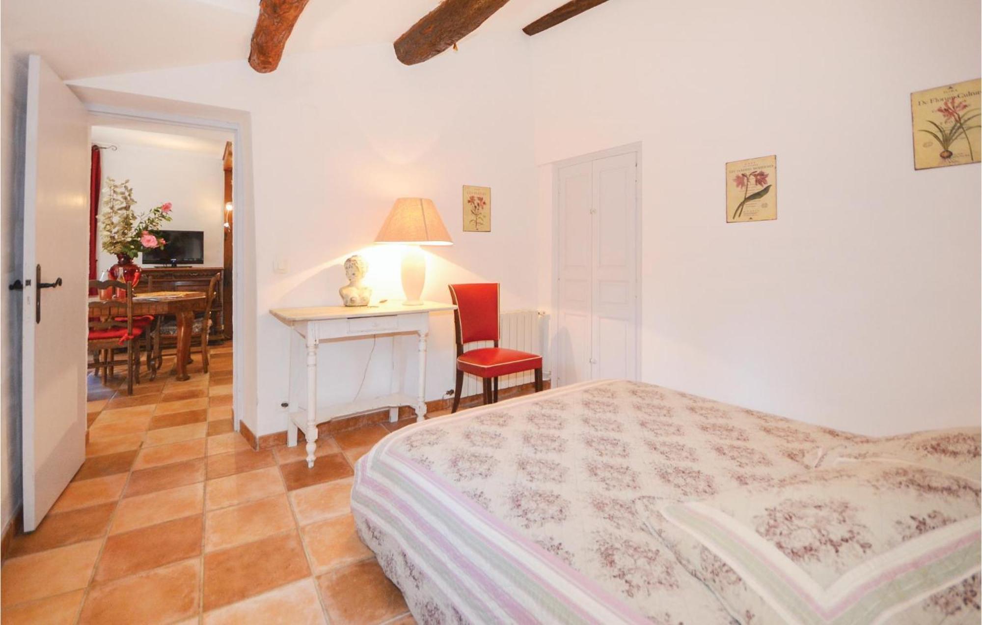 2 Bedroom Nice Apartment In Les Salles-Du-Gardon Soustelle Eksteriør billede