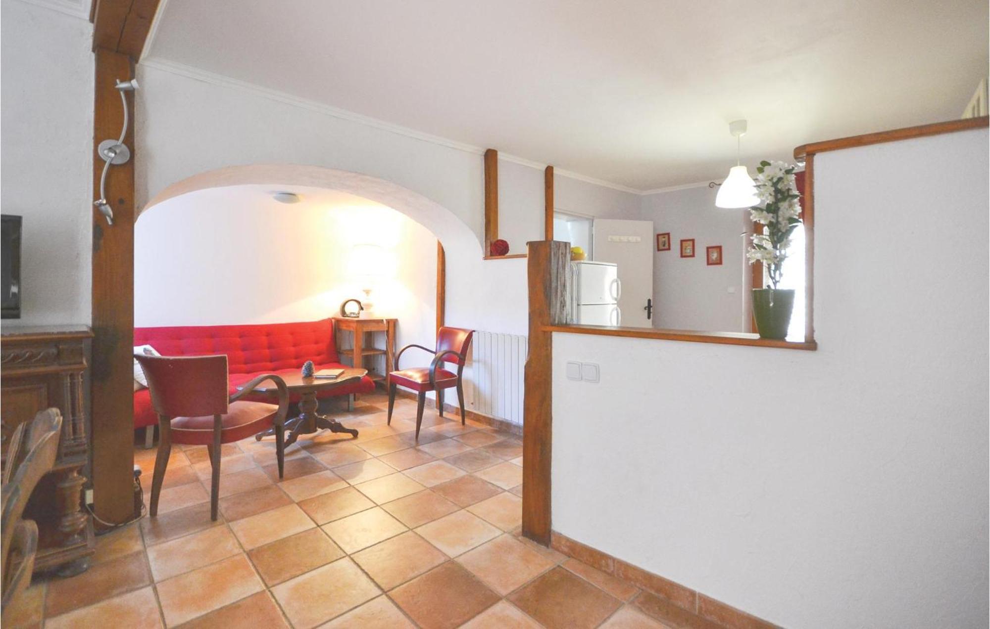 2 Bedroom Nice Apartment In Les Salles-Du-Gardon Soustelle Eksteriør billede